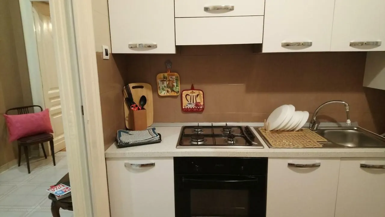 Domus Mea Apartment Nápoly